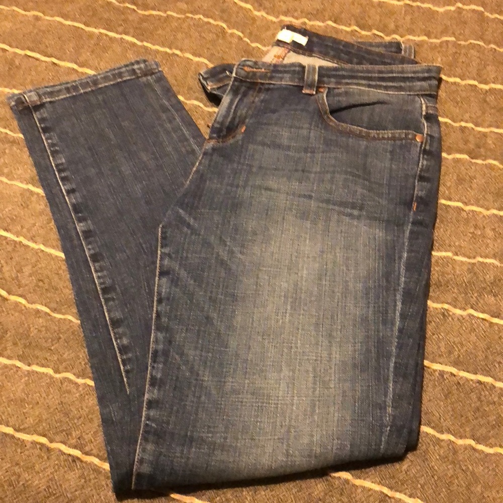 Jeans.. size 4.. skinny “ish”